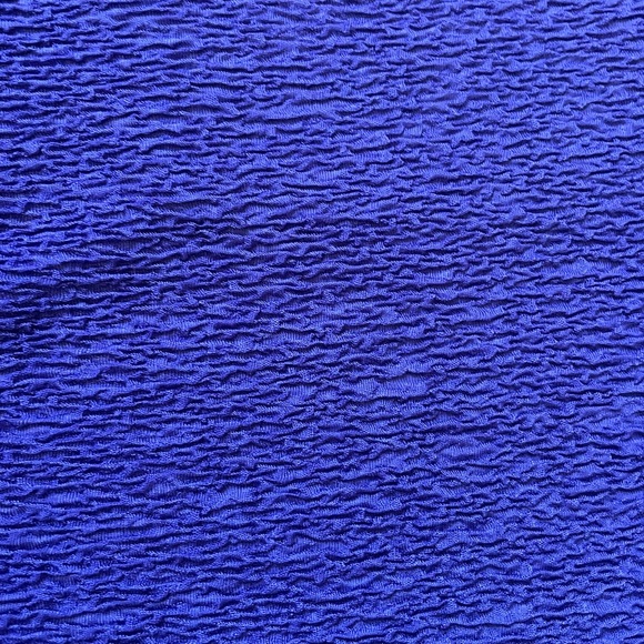 BCBG purple textured mini skirt. Size M. - Picture 2 of 3